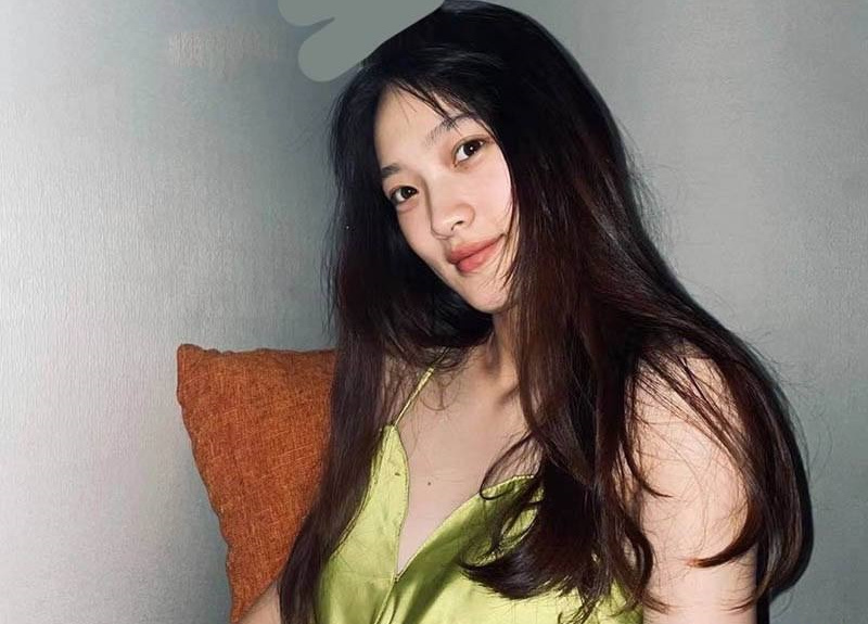 【熱門】抖音陳翔六點(diǎn)半女演員 王妍 自慰視頻流出 身材顏值均在線 超級反差！